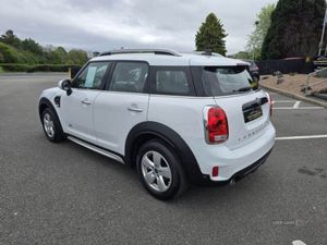 MINI COUNTRYMAN Diesel Hatchback - Image 3
