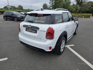 MINI COUNTRYMAN Diesel Hatchback - Image 4