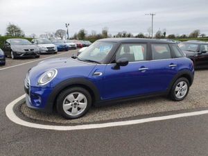 MINI Cooper Diesel - Image 2