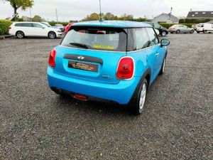 MINI One Diesel - Image 4