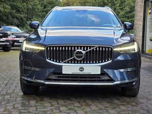 2022 VOLVO  XC60 2.0 B4 INSCRIPTION AUTO - Image 4