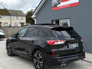 Ford Kuga 2022 ST- Line X - Image 4