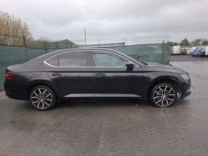 *2017 Skoda Superb TDI Automatic - Image 3