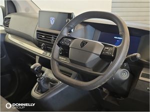 Peugeot Expert L1 Diesel Professional - Image 4