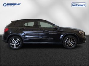 Mercedes-Benz GLA Class Gla Hatchback Urban Editio - Image 4
