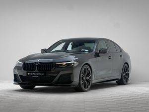 BMW 5-Series 520D M SPORT - Image 3