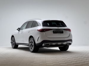 Mercedes-Benz GLC 300E AMG LINE - Image 4