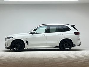 BMW X5 50E M SPORT XDRIVE *HUGE SPEC* - Image 4