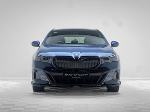 BMW 5-Series 530E M SPORT PRO TOURING - Image 2