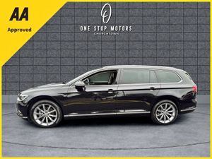 2020 VW Passat 2.0TDI *HIGHLINE AUTO / EVERY EXTRA - Image 2