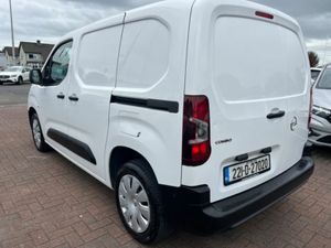 Opel Combo 1.5 diesel 3 SEATS Van - Image 3