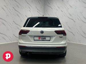 Volkswagen Tiguan 4 Motion Highline Auto - Straig - Image 4