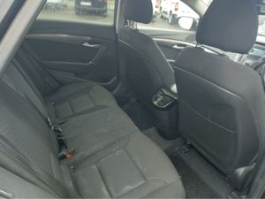 Hyundai i40 EXECUTIVE 4DR - Image 4
