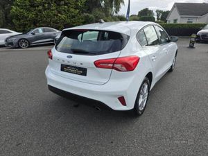 Ford Focus Zetec - Image 4