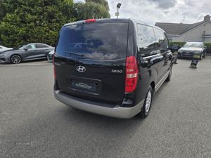 Hyundai i800 SE - Image 4