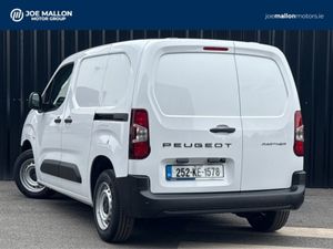 Peugeot Partner Pro-plus 1.5 100 Bhp.  pre-reg - Image 2
