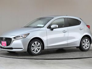 Mazda 2 1.5 Auto Skyactive  reverse Cam rear Park - Image 4