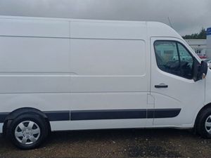 Nissan NV400 Nv400 L2 H2 FWD 135 - Image 4