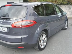 Ford S-Max 2012 / 7 Seater / Manual / 2.0 Diesel - Image 4