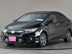 Honda Grace 1.5 Hybrid 4DR Auto  half Leather 9 a - Image 3