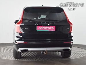 Volvo XC90 T8 (407hp) Phev Momentum Geartronic - Image 4