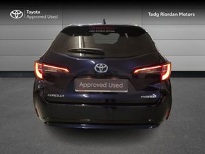 Toyota Corolla HYB 1.8 LUNA TS - Image 4