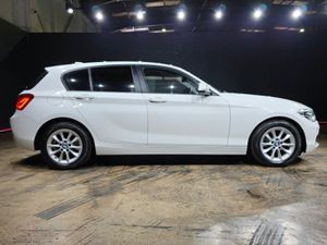 BMW 1-Series 118 - 1.5 AUTOMATIC - LOW MILEAGE - R - Image 3