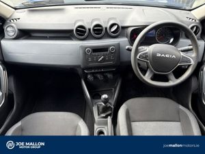 Dacia Duster 1.5 Blue dCi 115 Essential - Image 4