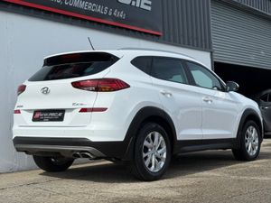 Hyundai Tucson 1.6D Comfort Plus 70,000klms 2020 - Image 4
