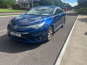 Toyota Avensis 1.6 D AURA 4DR - Image 2