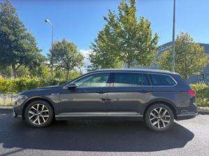 Volkswagen Passat GTE AUTO DSG*FRESH NCT - Image 2