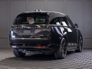 2024 Range Rover P460e HSE - Image 3