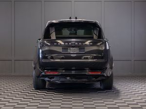 2024 Range Rover P460e HSE - Image 4