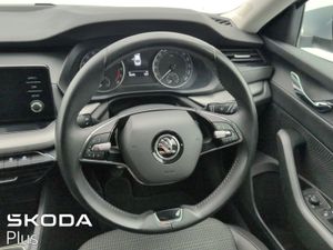 Skoda Octavia Ambition 2.0tdi 115HP - Image 3