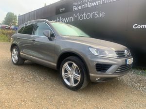 VOLKSWAGEN TOUAREQ 3.0 TDI AUTO 5 SEATER CREW CAB - Image 2