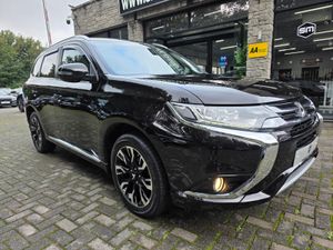 2017 MITHSUBISHI FURO 2.0  PHEV 4WD 200BHP AUTO - Image 3