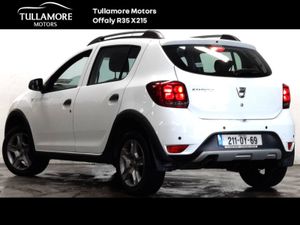 Dacia Sandero Stepway TCe 90 Signature - Image 3