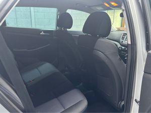 Hyundai Tucson IX35 COMFORT PLUS 5DR - Image 4