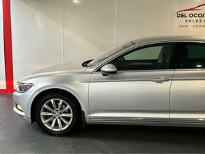 Volkswagen Passat HIGHLINE 1.6 TDI MANUAL 6SPEED F - Image 4