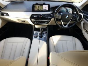 BMW 5 Series 520d SE - Image 4