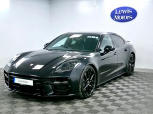 2025 Porsche Panamera E-Hybrid - Image 4