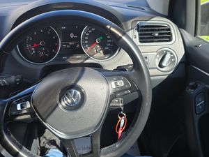 VOLKSWAGEN POLO 2015/2 TSI COMFORT LINE - Image 3