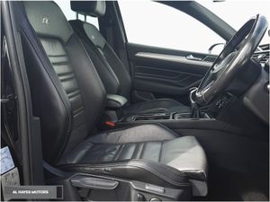 Volkswagen Passat  R Line Estae 2.0 TDI 150HP - Image 4