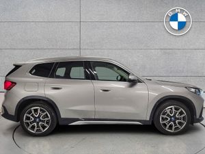 BMW iX1 Edrive20 Xline - Image 3