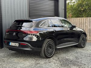 212 MERCEDES EQC 400 AMG 4MATIC PREMIUM - Image 3
