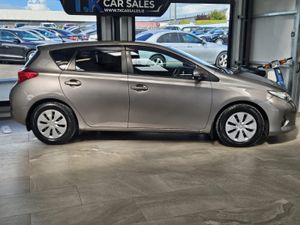 13 TOYOTA AURIS 1.4 DIESEL - Image 4