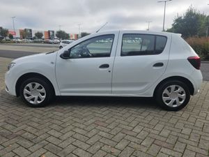 Dacia Sandero 1.0 PETROL ESSENTIAL MODEL** NEW NCT - Image 4