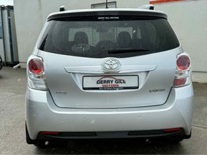 Toyota Verso 1.6 D AURA 7S 4DR  ** 7 SEATER ** - Image 4