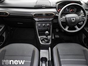 Dacia Sandero Stepway Essential TCe 90 My21.5 - Image 2