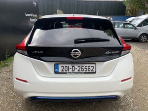 NISSAN LEAF 40 KWH EV SV AUTO - Image 4